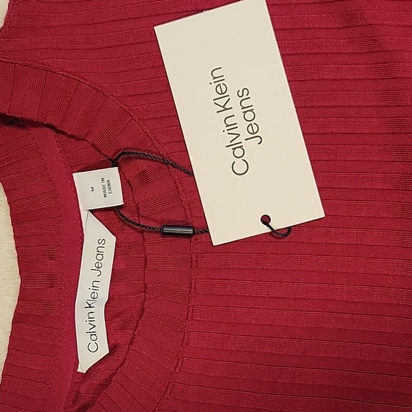 Calvin Klein Jeans ribbed knit, lightweight top, NWT - Picture 8 of 10
